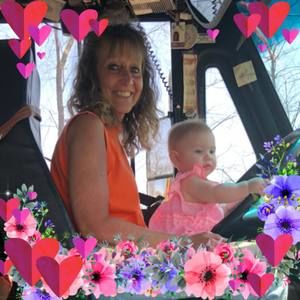 Meet your Posher, Connie